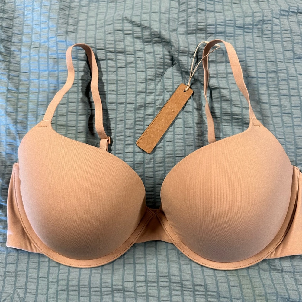 SKIMS Soft Beige Bra